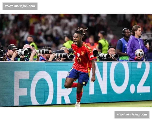 巴萨 6200 万欧激活尼科解约金！毕包强硬拒谈，西班牙飞翼登陆诺坎普倒计时