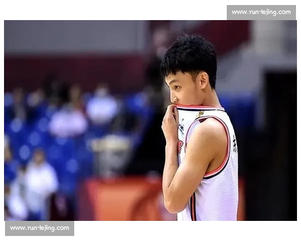 广东二沙训练四大亮点：徐杰突破犀利，胡明轩对抗升级，徐昕三分显威，杜润旺策应盘活